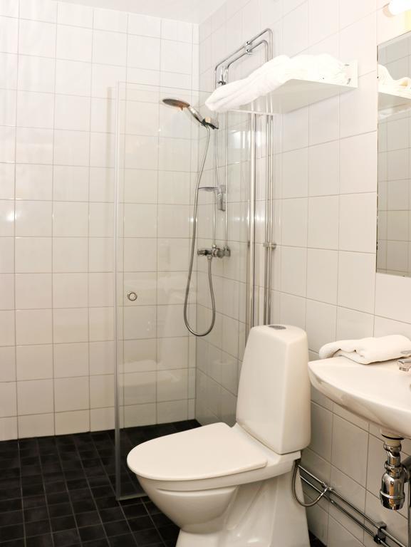 Hotell Kungsljus, Budgethotell Västervik Esterno foto