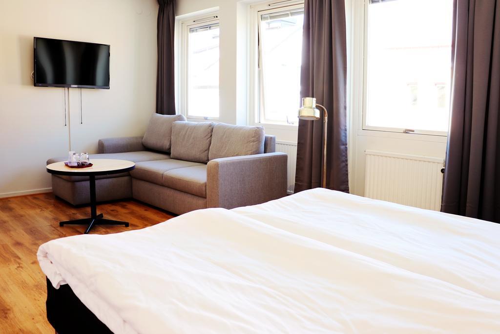 Hotell Kungsljus, Budgethotell Västervik Esterno foto