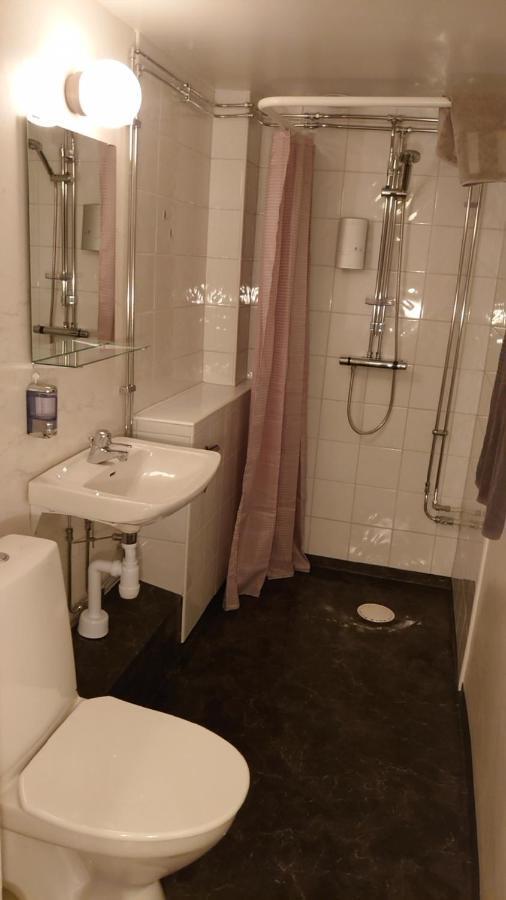 Hotell Kungsljus, Budgethotell Västervik Esterno foto